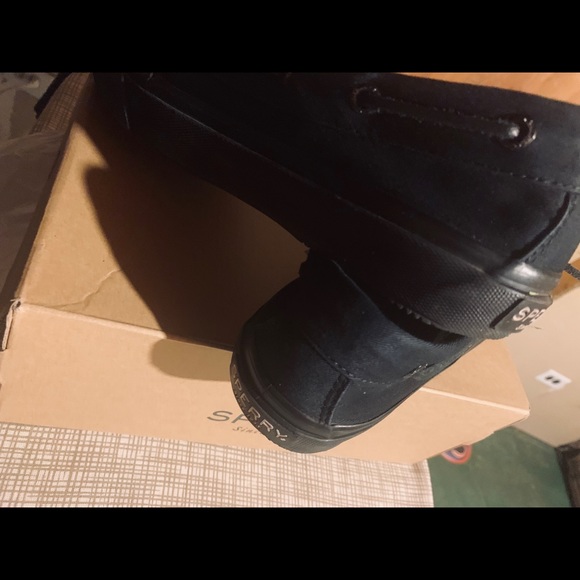 Sperry - Picture 3 of 6